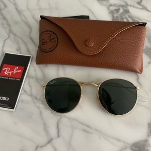 Ray-Ban Round Metal Sunglasses